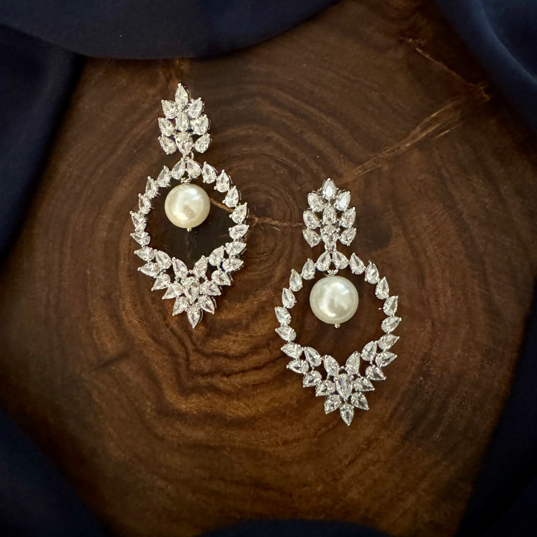 Cally Diamond Earrings