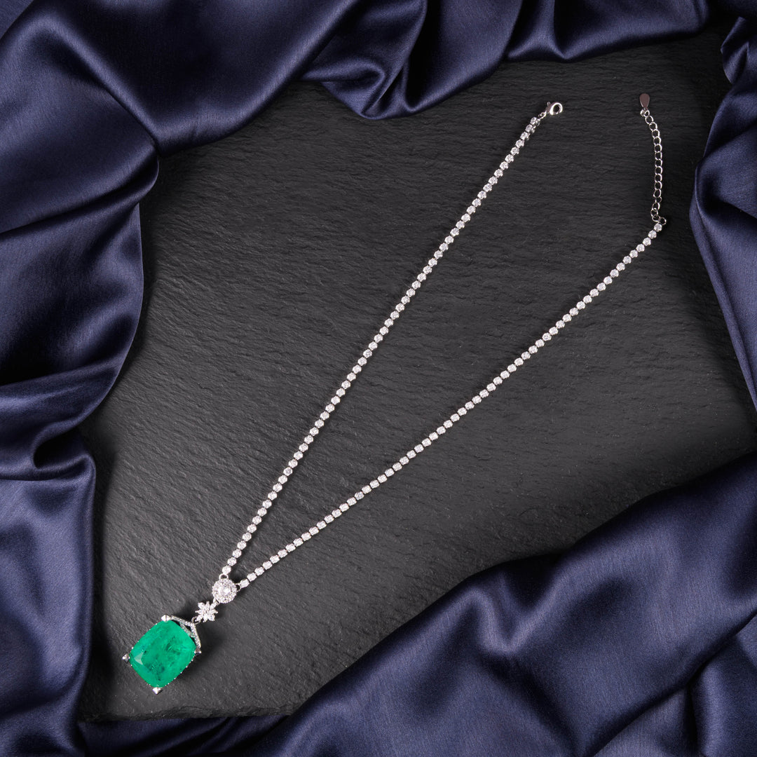 Nova Emerald and Diamond Necklace Set