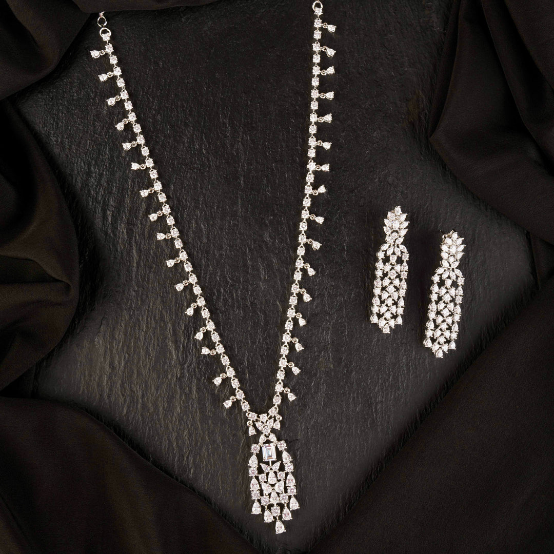 House of MISU in Maliana Diamond Necklace Set