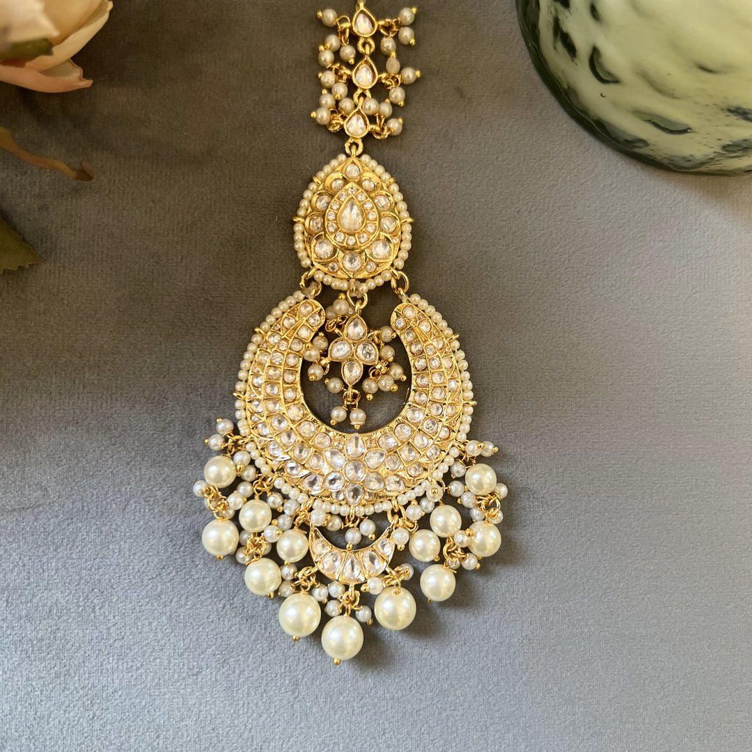 Samaira Pearl and Polki Mangtikka