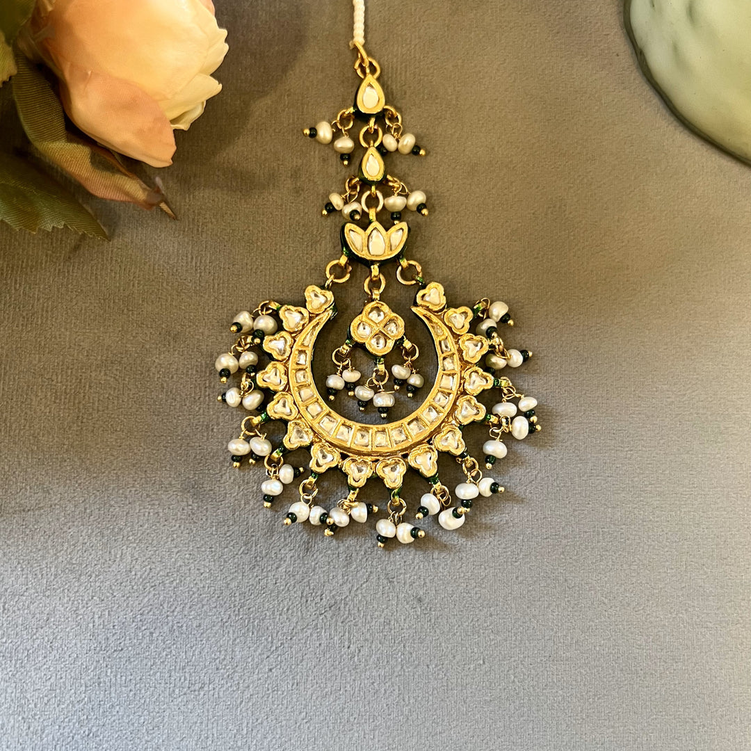 Sabira Pearl and Polki Mangtikka