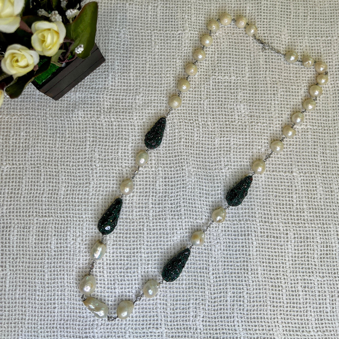 Calista Pearl Necklace