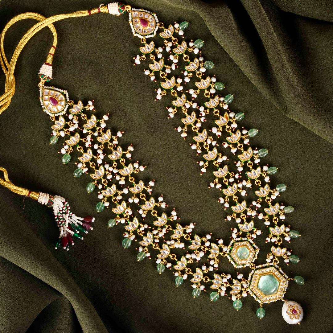 House of MISU in Daksha Fluorite And Polki Necklace Set