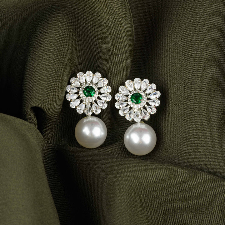 Tulsa Diamond And Pearl Studs