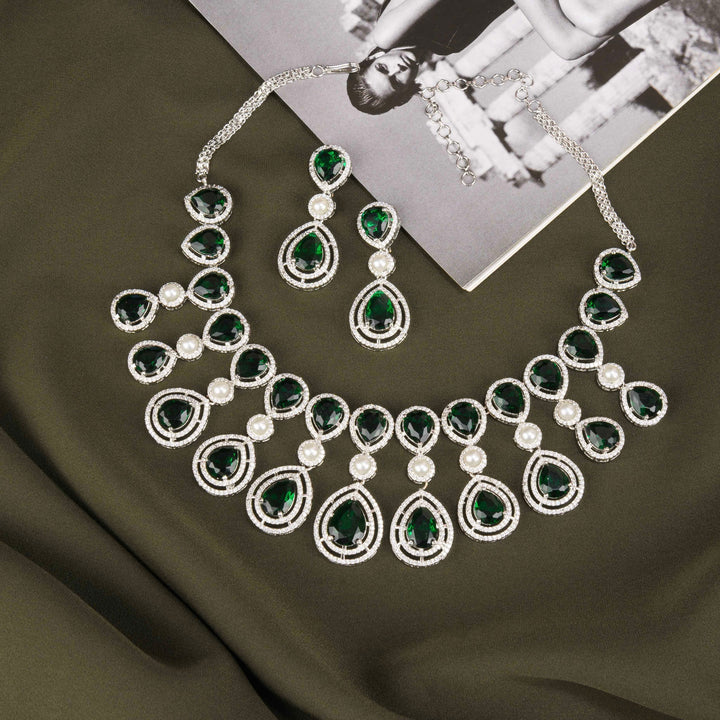 Aalia Diamond Necklace Set