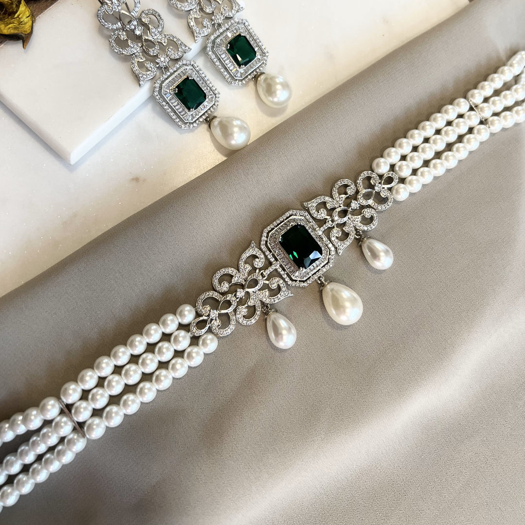 Daniela Pearl and Diamond Choker Set