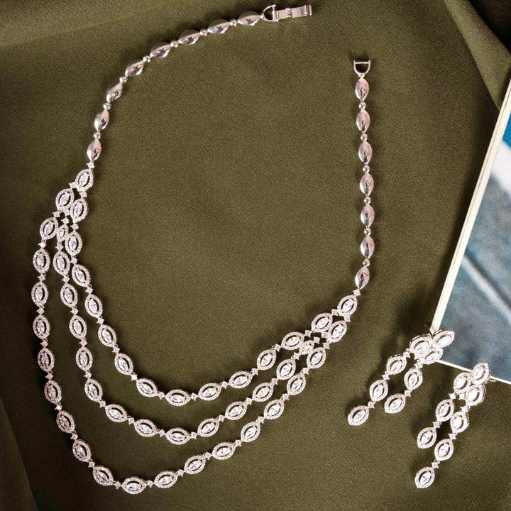 Leslie Diamond Necklace Set