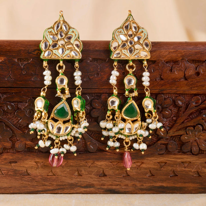 Aadriti Pearl And Polki Necklace Set