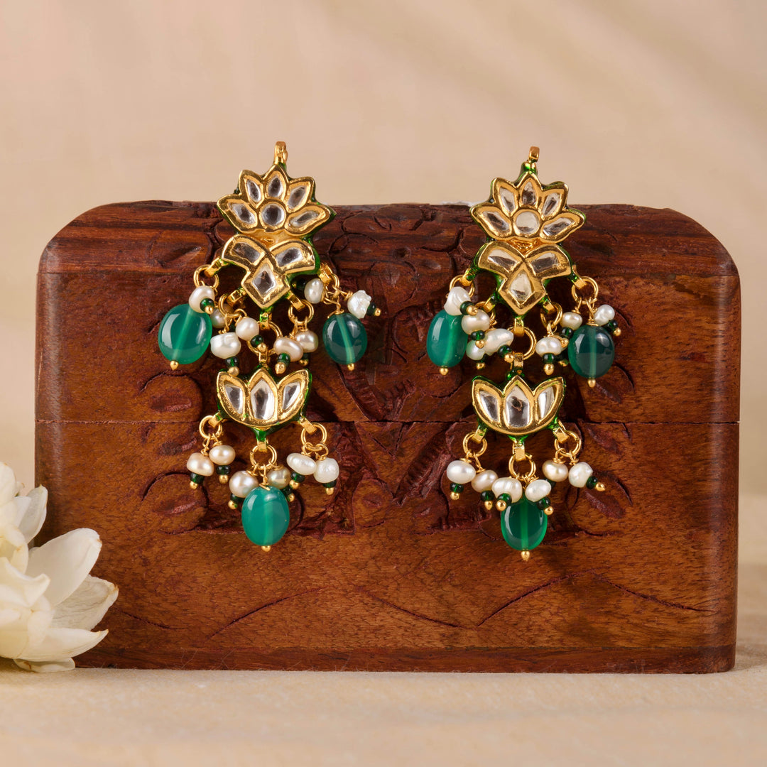 Nandika Emerald Polki Choker Set