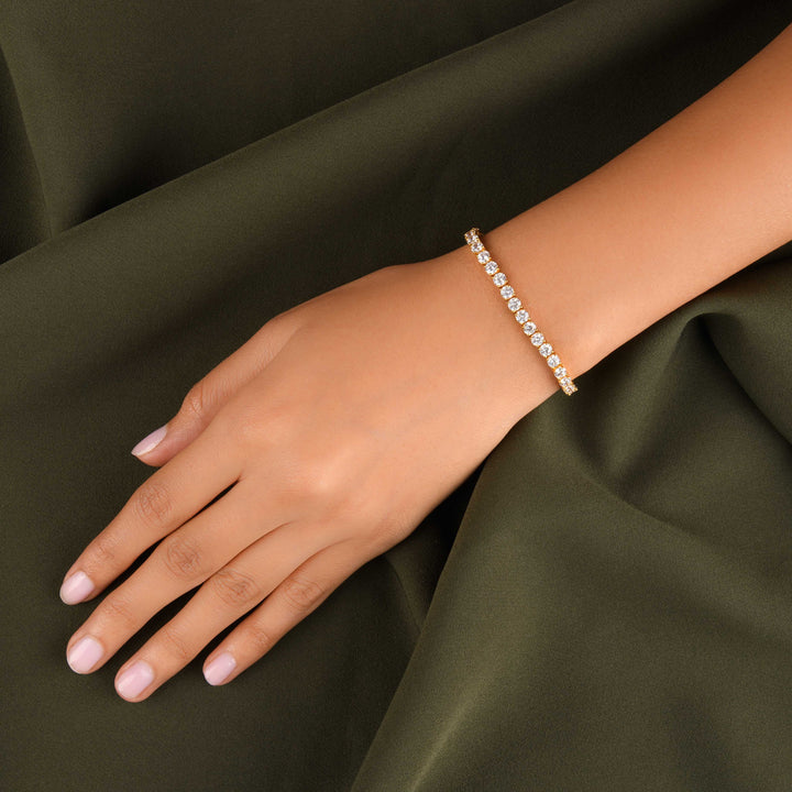 Classic Tennis Bracelet - Diamond size 4 mm