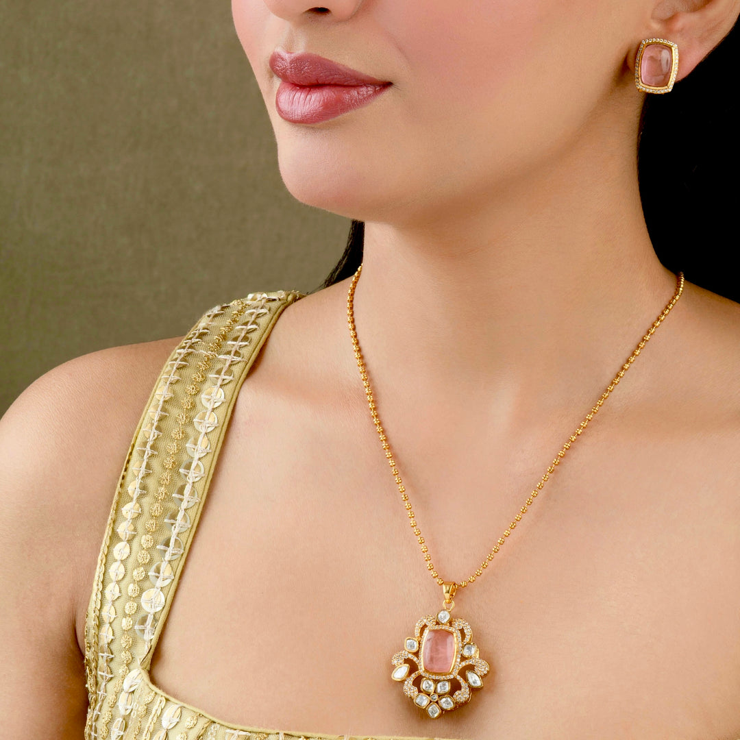 Charvi Pendant Necklace Set
