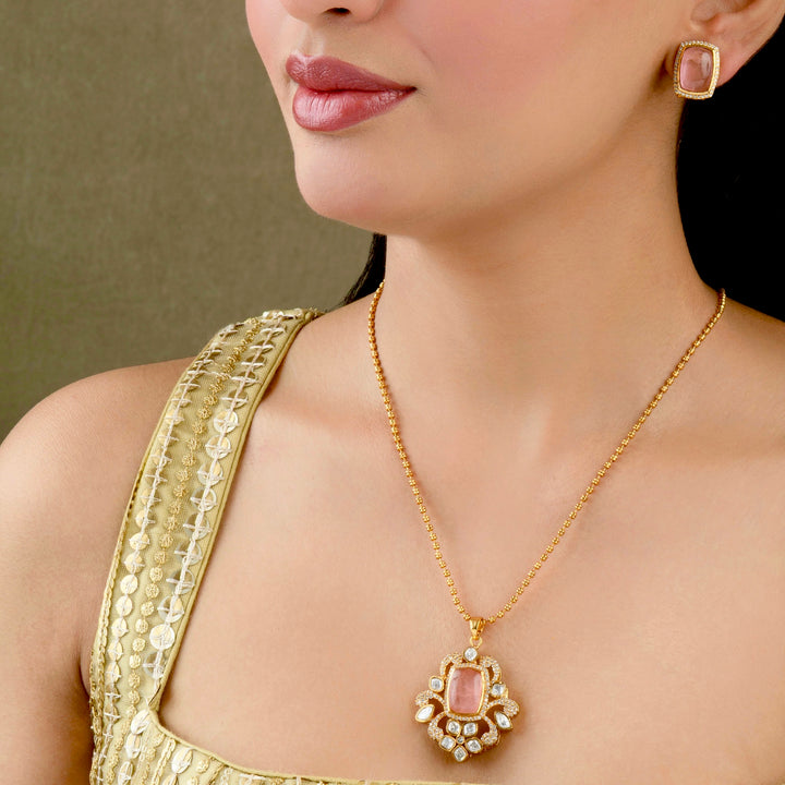 Charvi Pendant Necklace Set