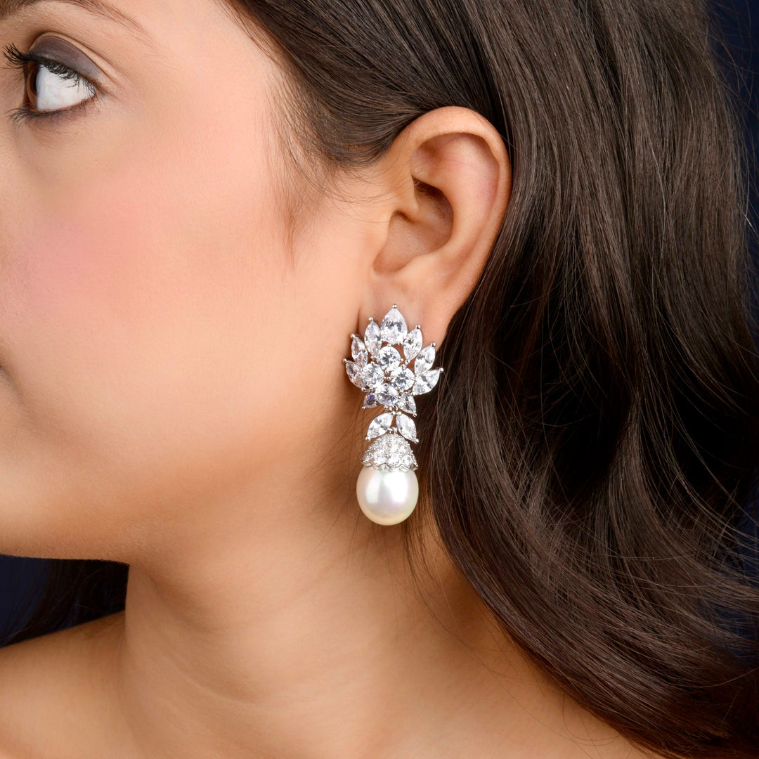 Lea Diamond And Pearl Earrings