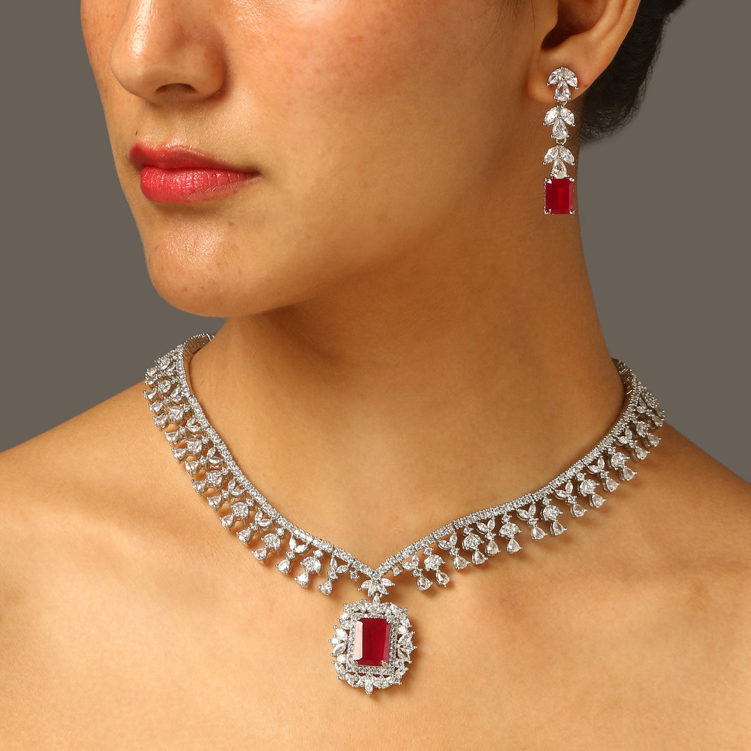 Meher Taluja in Reha Diamond Necklace Set