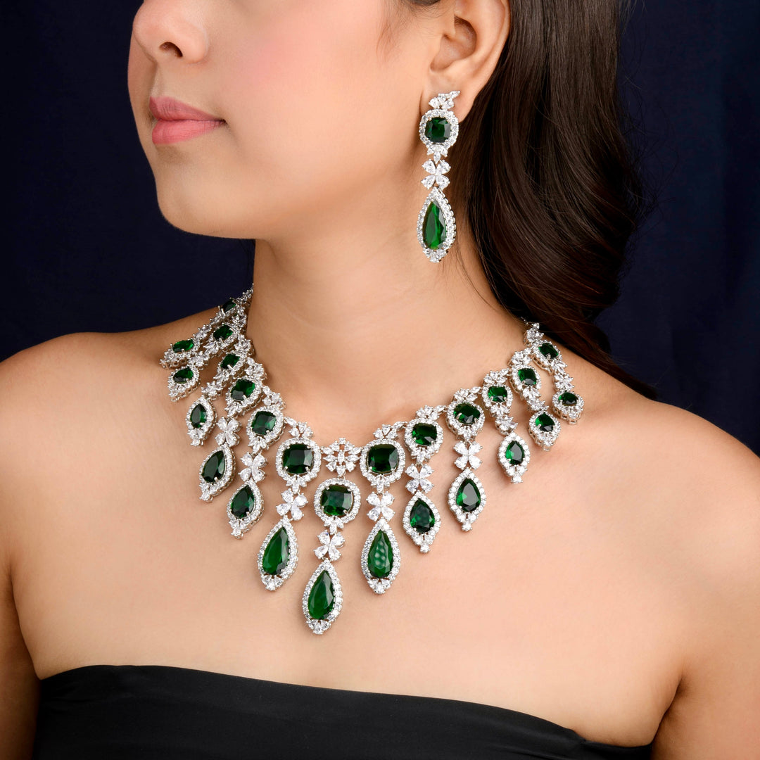 Eliyana Emerald And Diamond Necklace Set