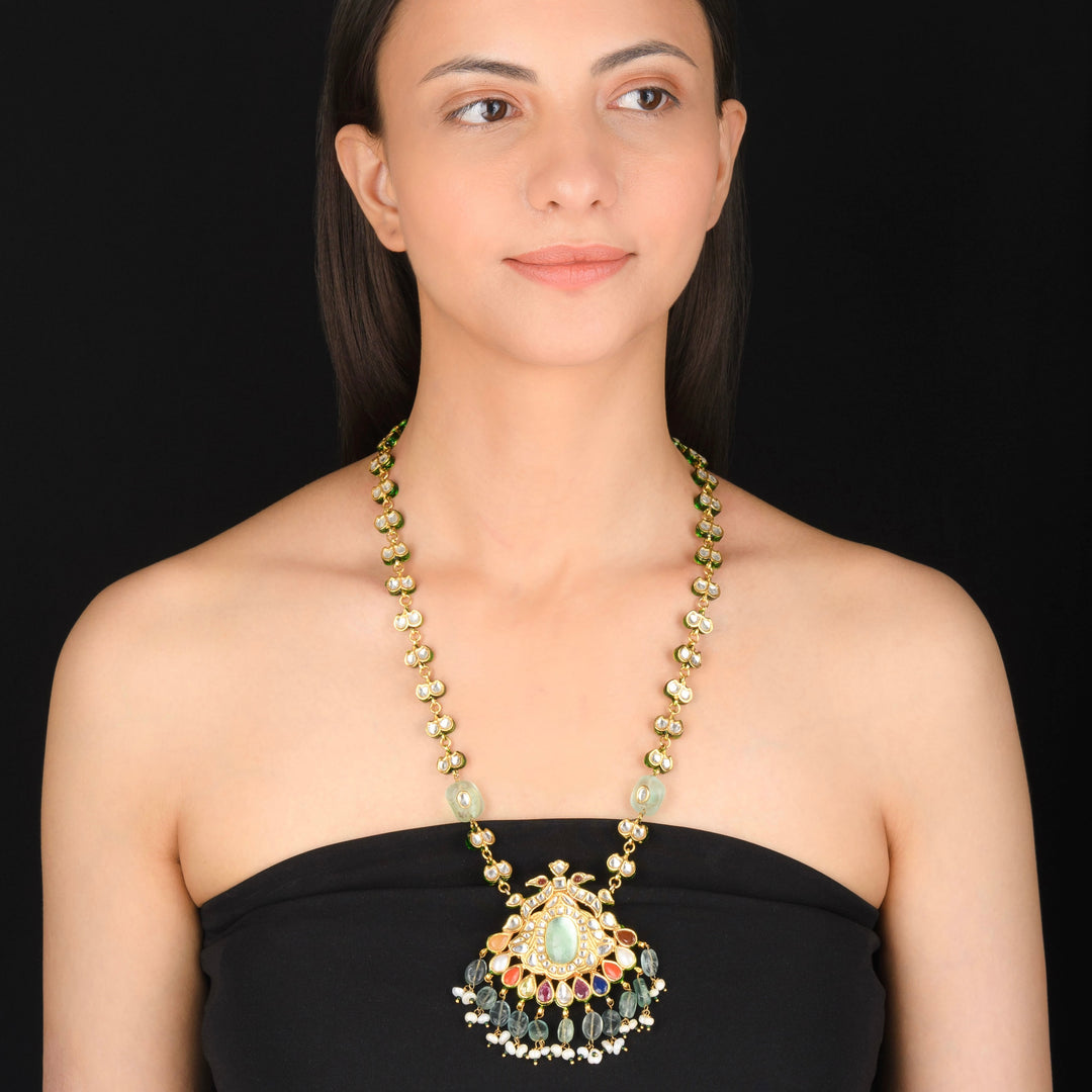 Kaashika Pearl and Polki Necklace Set