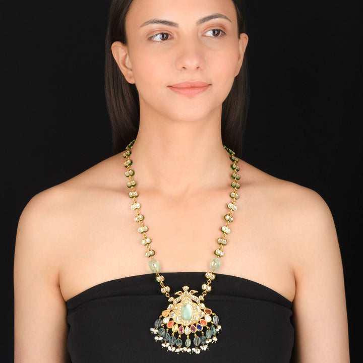 Kaashika Pearl and Polki Necklace Set