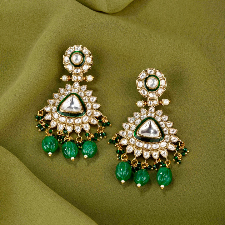 House of MISU in Maahika Emerald And Polki Necklace Set