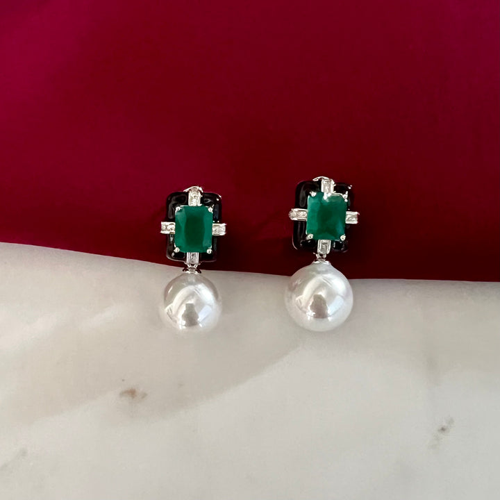 Dylan Enamel Pearl Studs