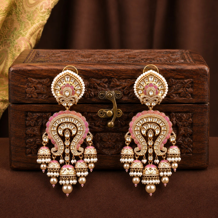 Suhana Polki and Pearl Earrings