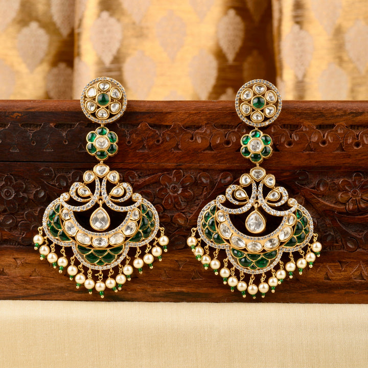 Gulzar Polki Chandbali