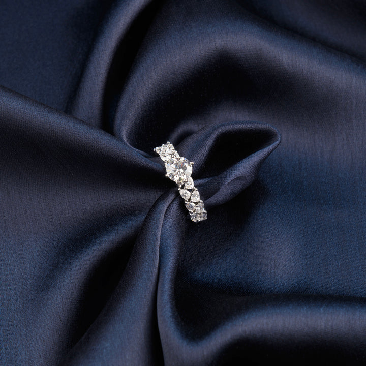 Lea Diamond Ring