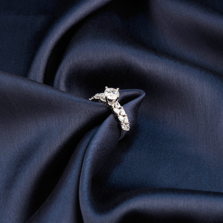 Lea Diamond Ring