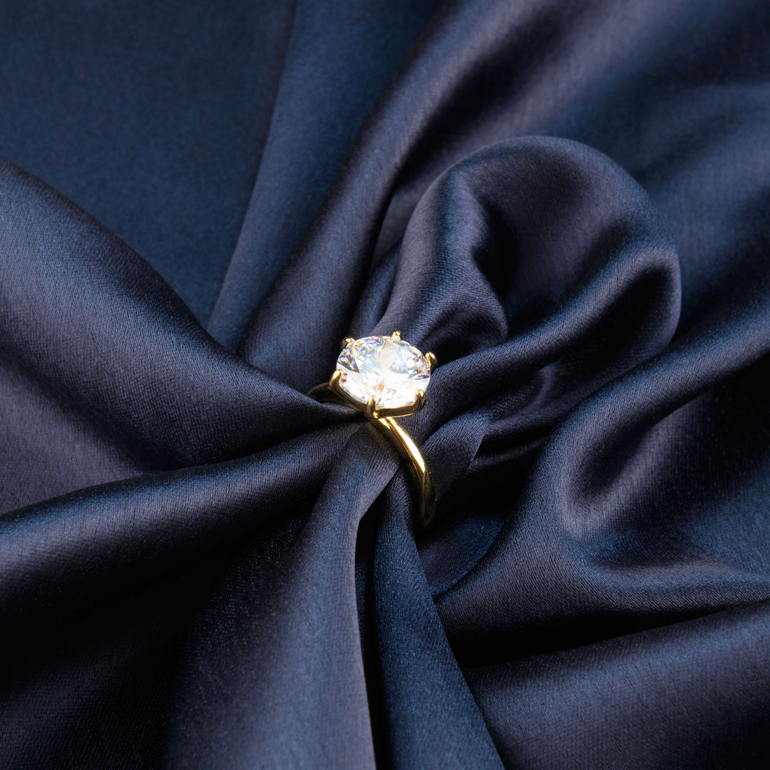 Amara Diamond Ring