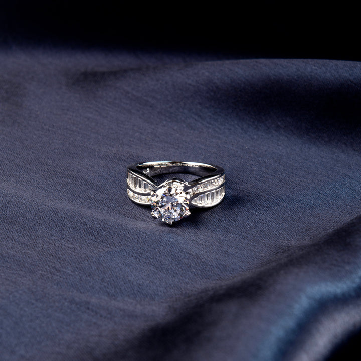 Cleo Diamond Ring