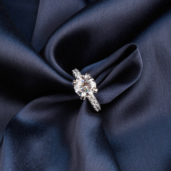 Mia Diamond Ring