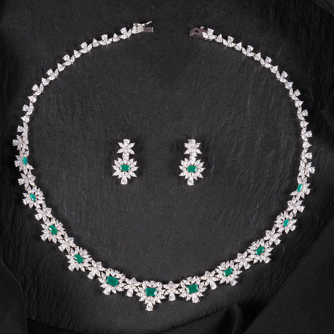 Amara Diamond Necklace Set