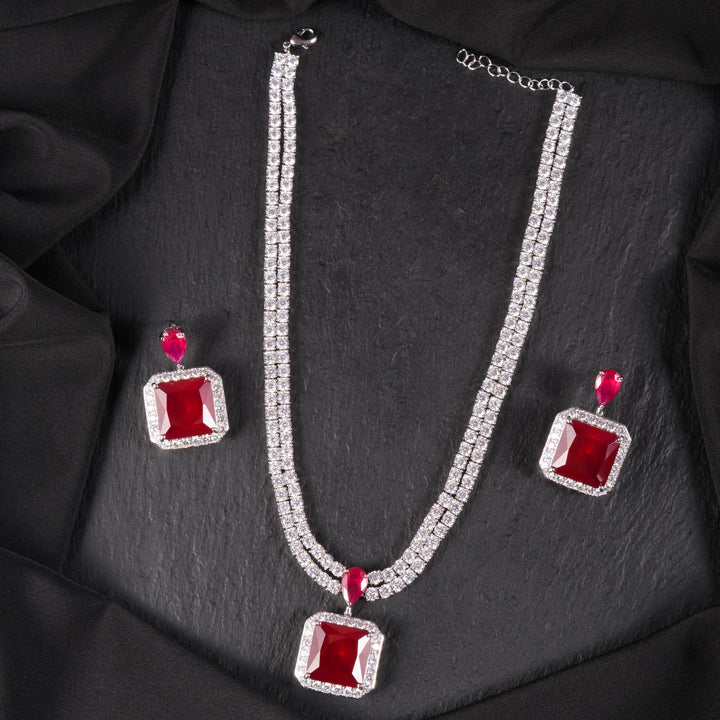 Eleanor Diamond Necklace Set