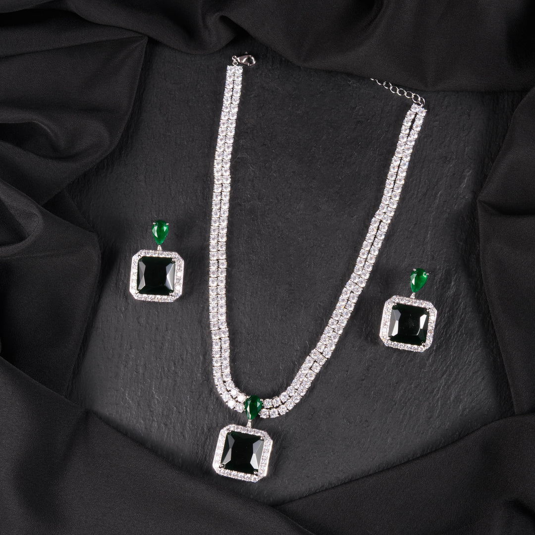 Eleanor Diamond Necklace Set