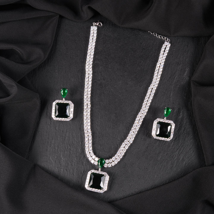 Eleanor Diamond Necklace Set