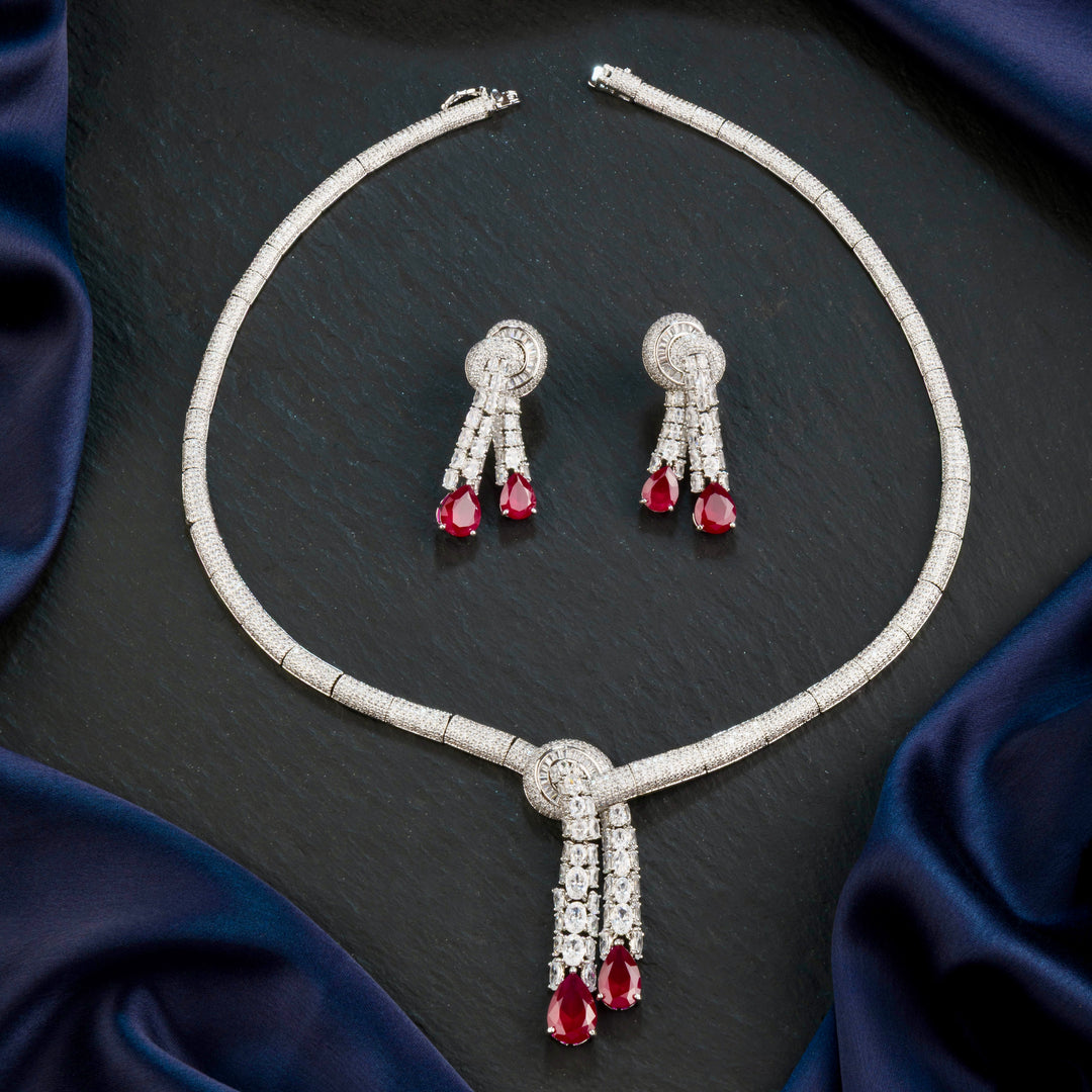 Gracia Diamond Necklace Set