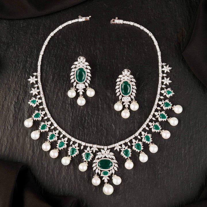 Kellan Diamond Necklace Set