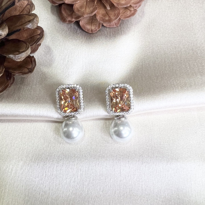 Edna Diamond and Pearl Studs