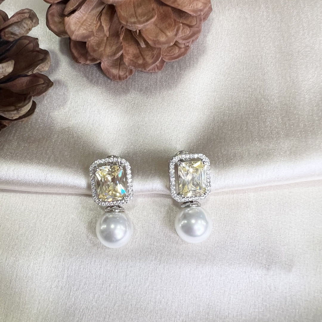 Edna Diamond and Pearl Studs