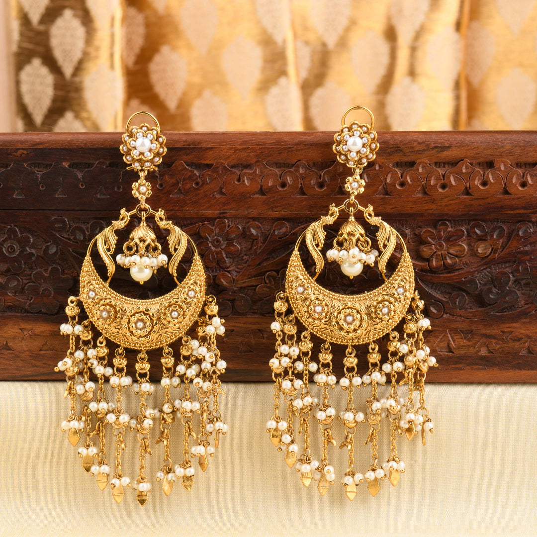 Noorani Pearl Chandbali