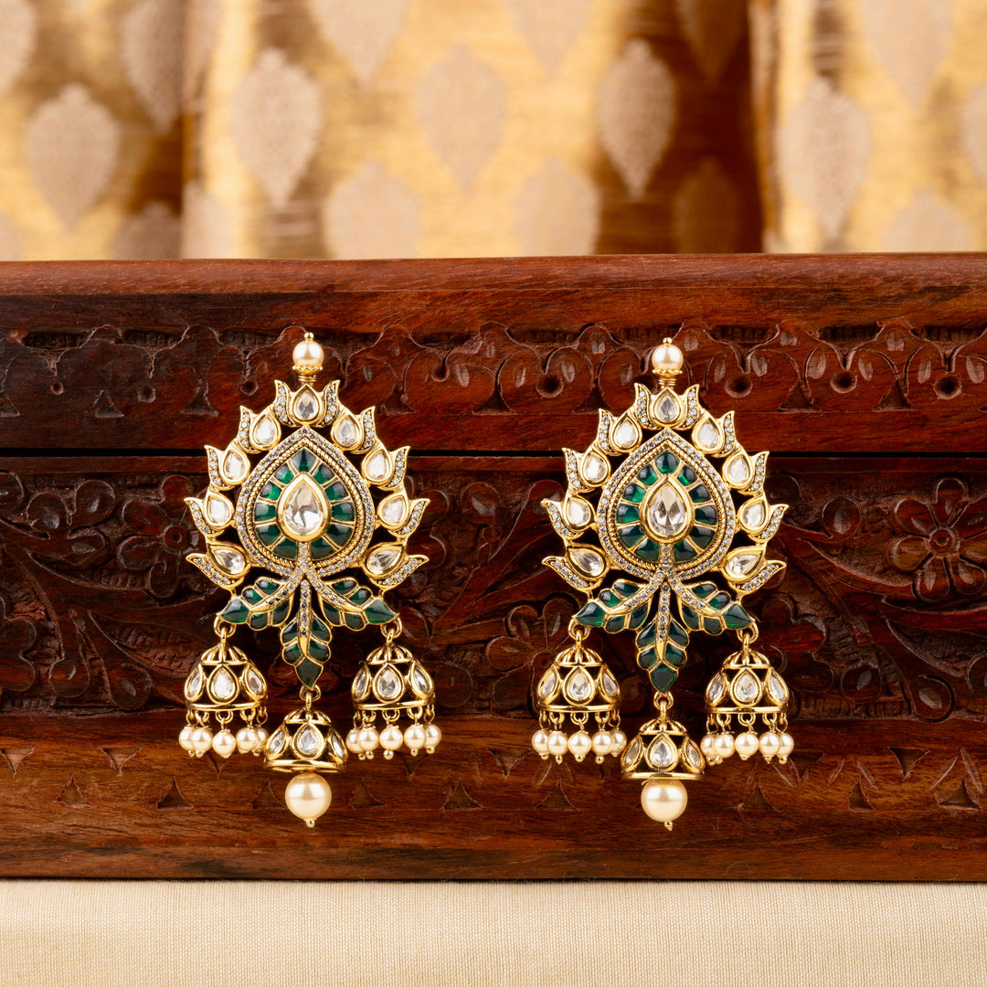 Noor Polki and Pearl Necklace Set