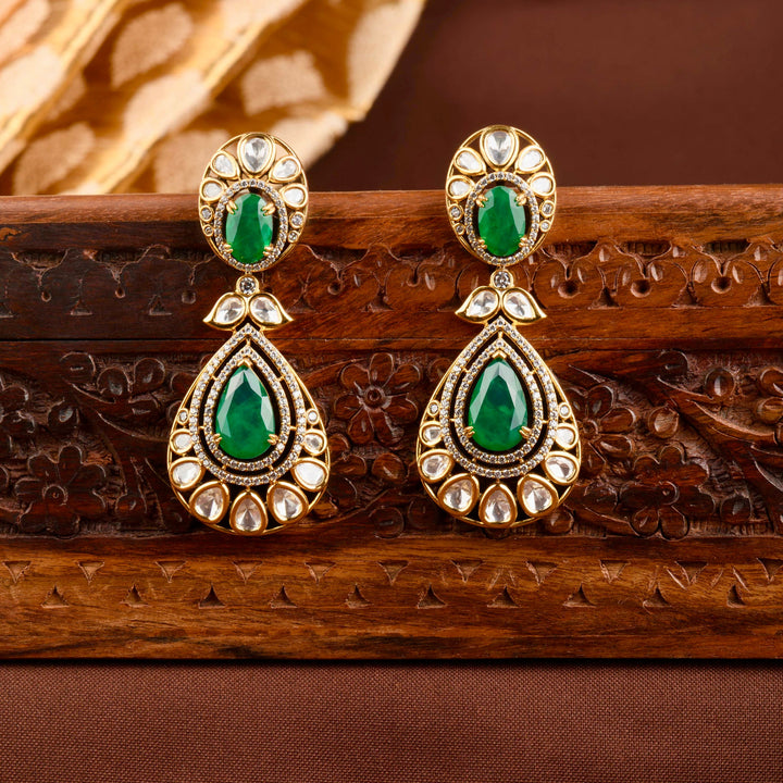 Rivaayat Polki and Emerald Choker Set