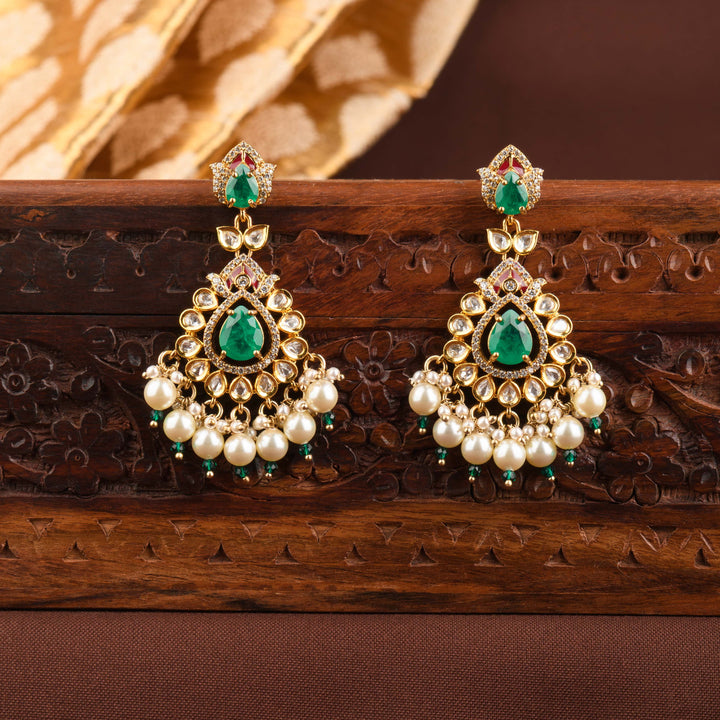 Aleeza Polki and Pearl Choker Set