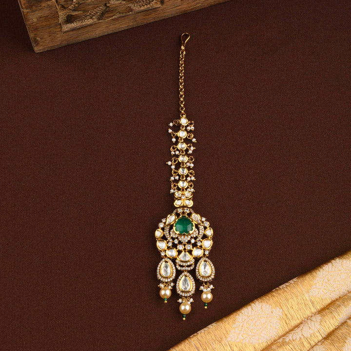 Nooraya Polki and Emerald Choker Set