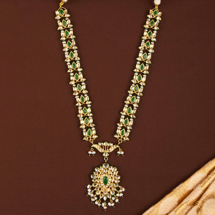 Noorvi Polki and Emerald Necklace Set