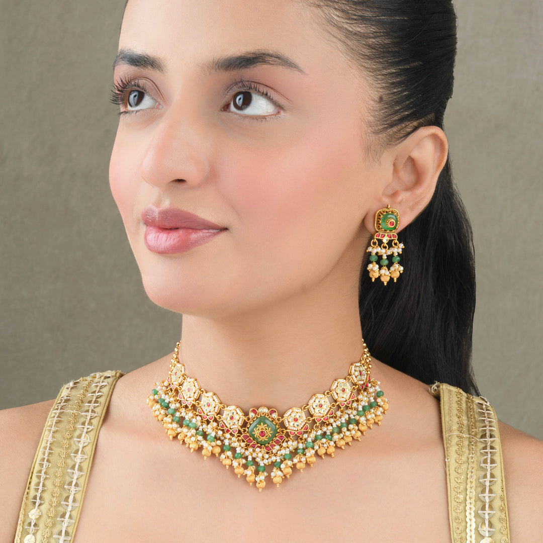Aarika Traditional Necklace Set