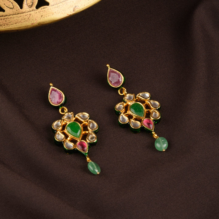 Vihana Navratan Necklace Set