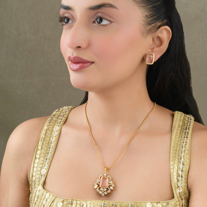 Charvi Pendant Necklace Set