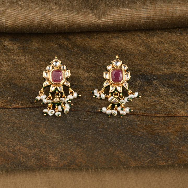 Rajeshwari Navratan Choker Set