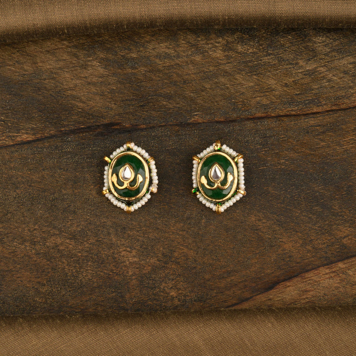 Navika Emerald Necklace Set
