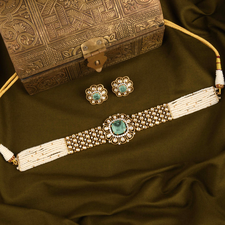 Himani Polki and Pearl Choker Set